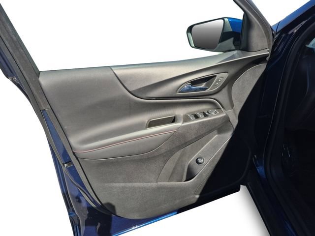 Used 2022 Chevrolet Equinox RS w/ Infotainment Package image 11