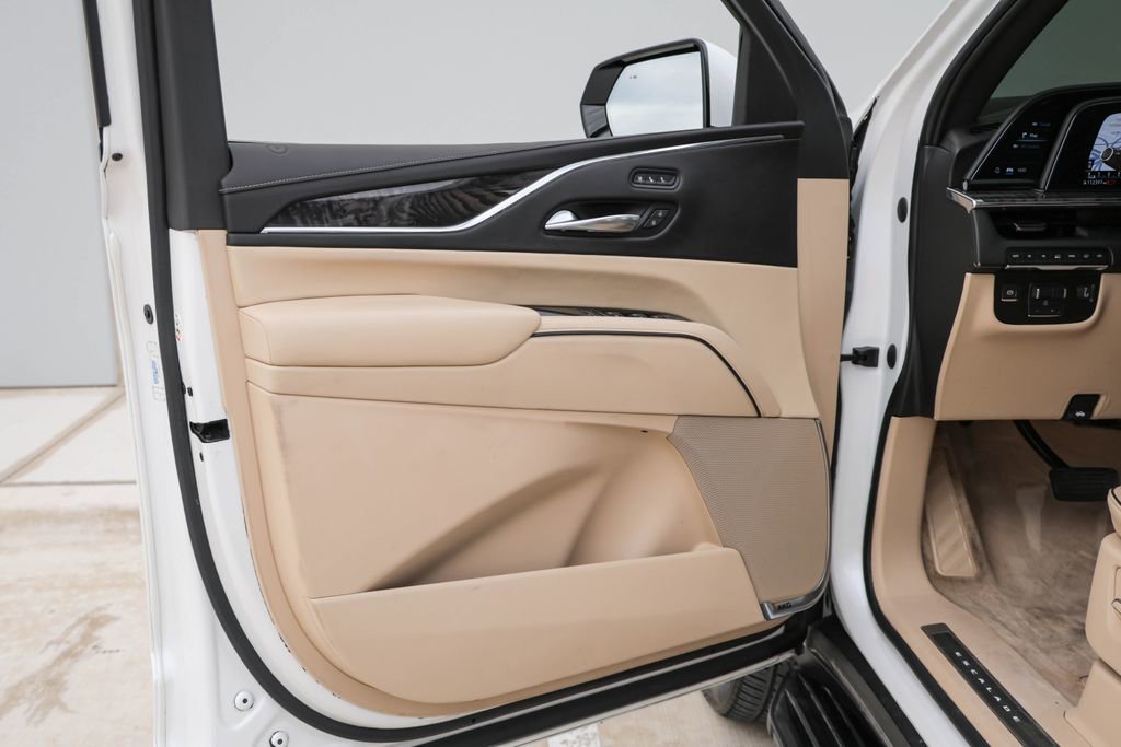 Used 2021 Cadillac Escalade Premium Luxury w/ Driver Assist Tech Package AWD/4WD image 14