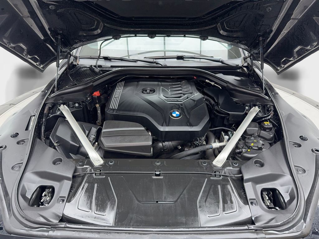 Used 2022 BMW Z4 sDrive30i w/ Driving Assistance Package image 11