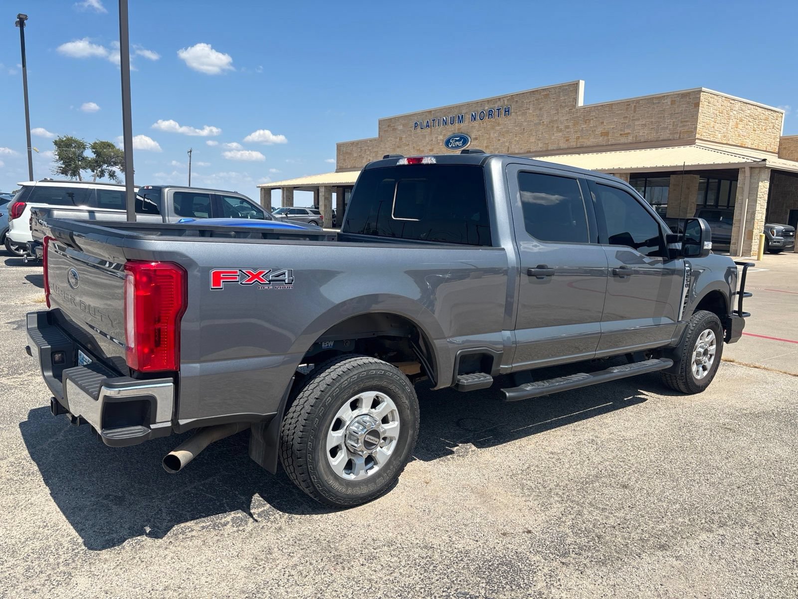 Used 2024 Ford F250 XLT w/ FX4 Off-Road Package AWD/4WD image 3