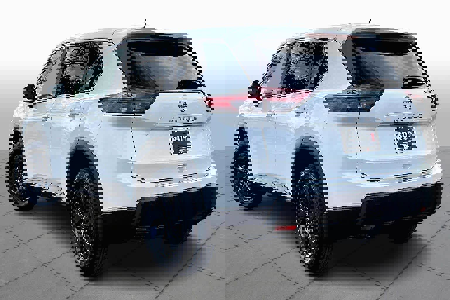 New 2026 Nissan Rogue SV image 12