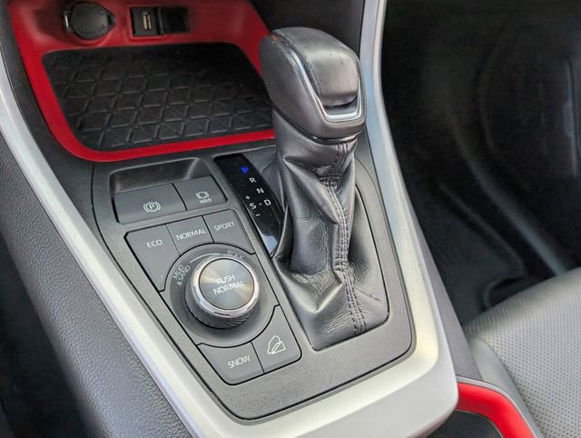 Used 2021 Toyota RAV4 TRD Off-Road w/ TRD Off-Road Weather Package image 31