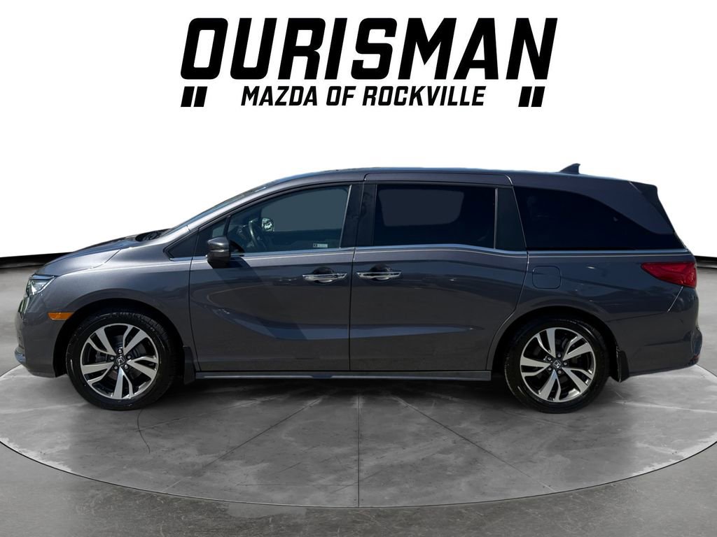 Used 2024 Honda Odyssey Touring image 3