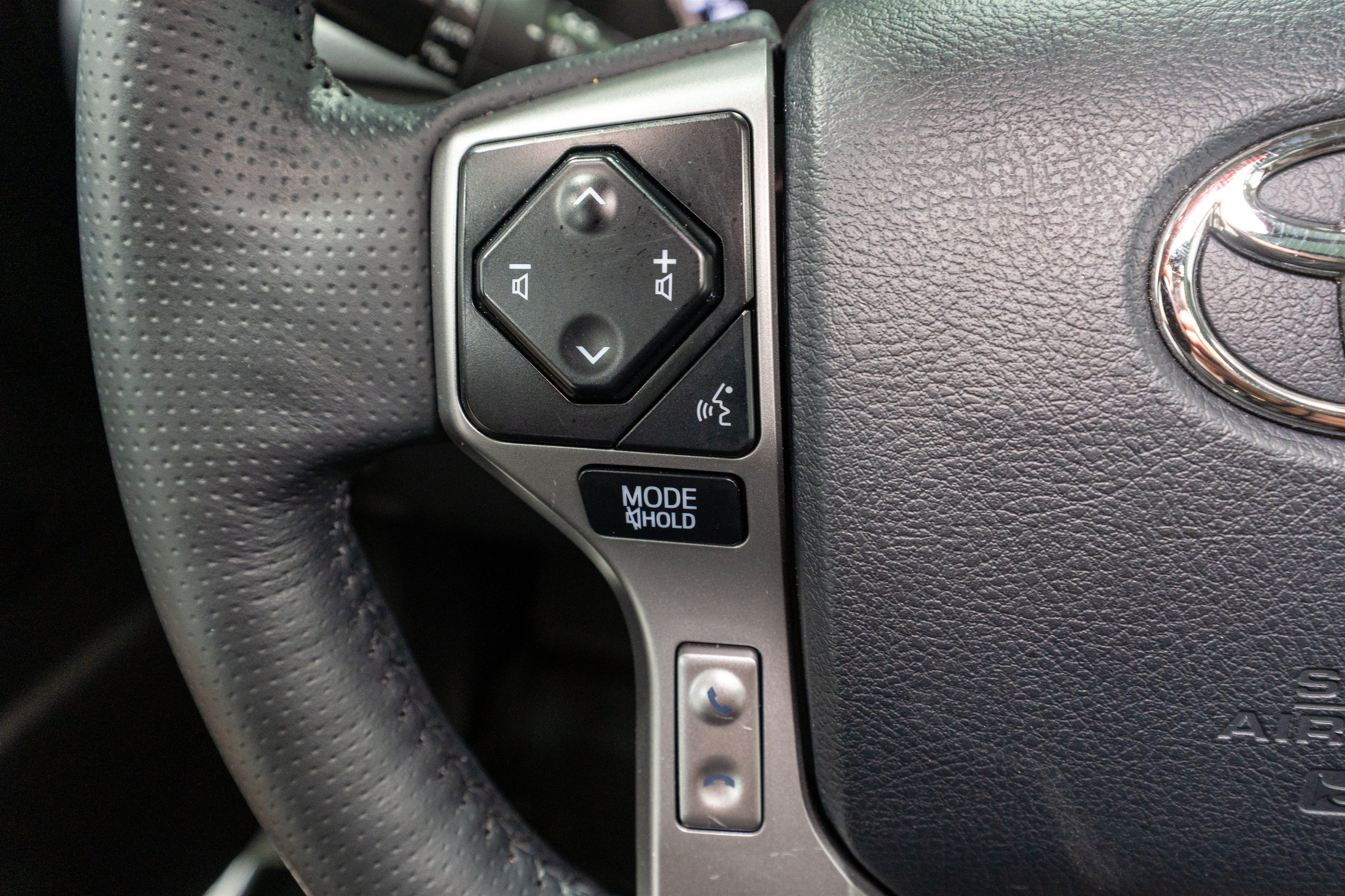 Used 2023 Toyota 4Runner Limited RWD image 29