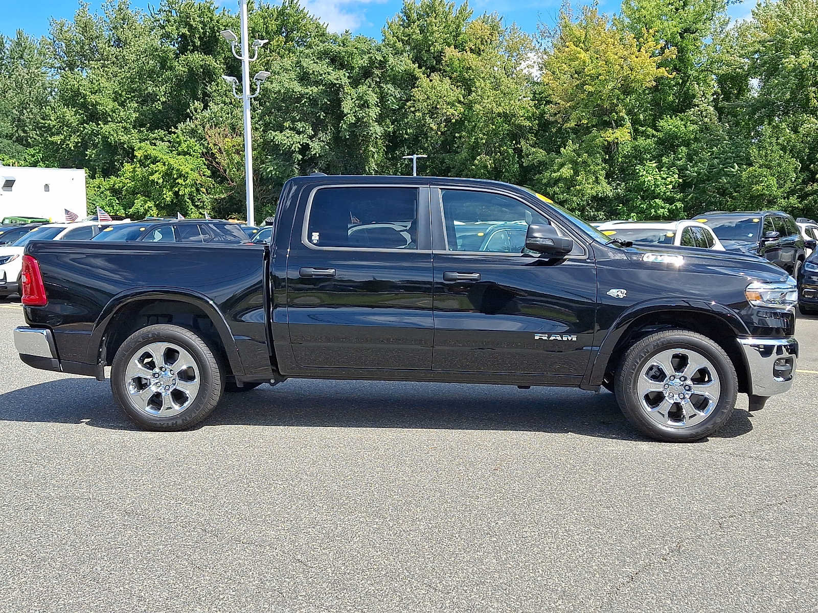 Used 2026 RAM 1500 Big Horn AWD/4WD image 7
