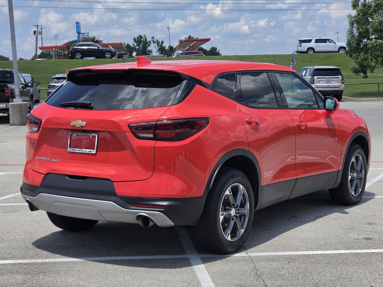 Used 2025 Chevrolet Blazer LT AWD/4WD image 6