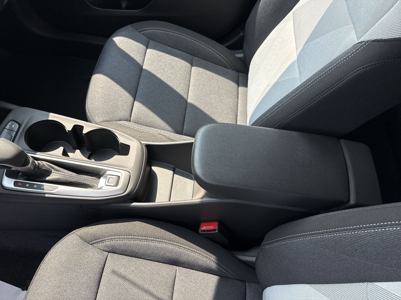 New 2026 Chevrolet Trax LS w/ LS Convenience Package FWD image 18