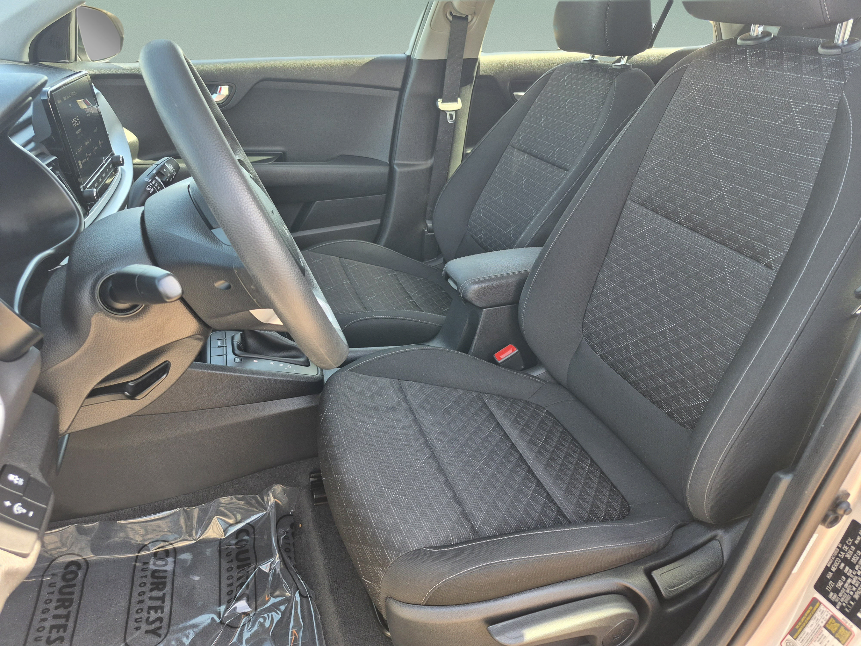 Used 2022 Kia Rio S FWD image 18