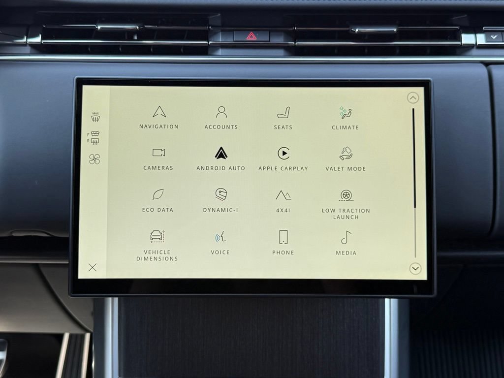 New 2026 Land Rover Range Rover SE AWD/4WD image 23