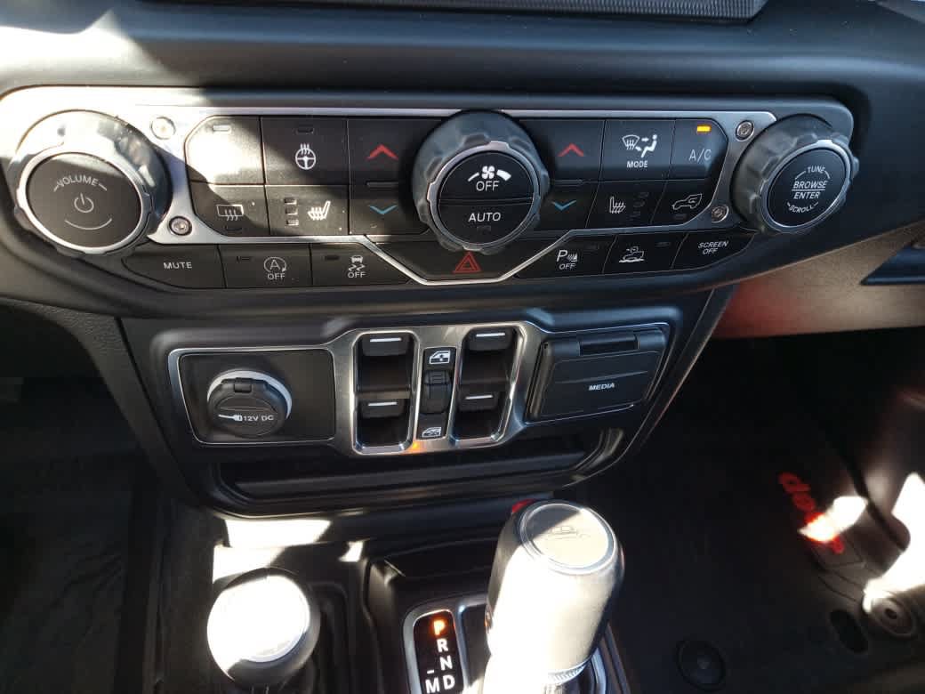 Used 2022 Jeep Gladiator Overland w/ Popular Equipment Package AWD/4WD image 20