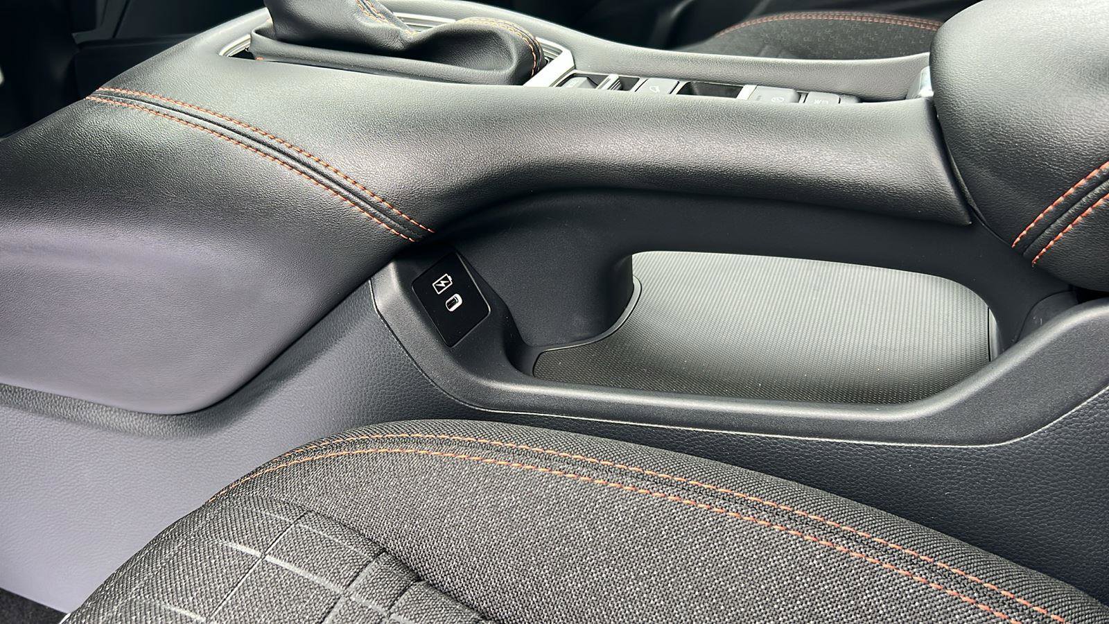 New 2026 Honda HR-V Sport image 22