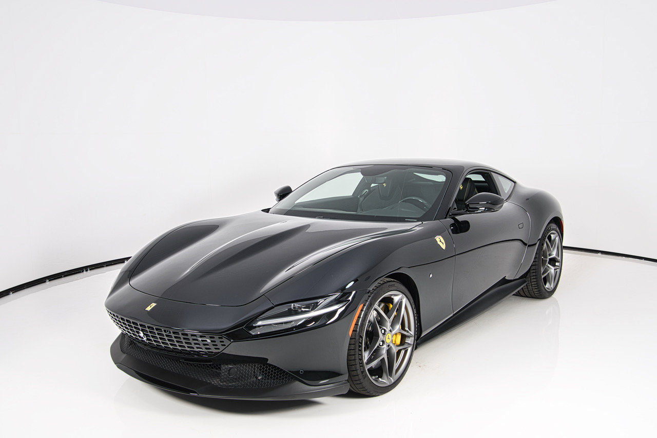 Certified 2021 Ferrari Roma RWD image 6