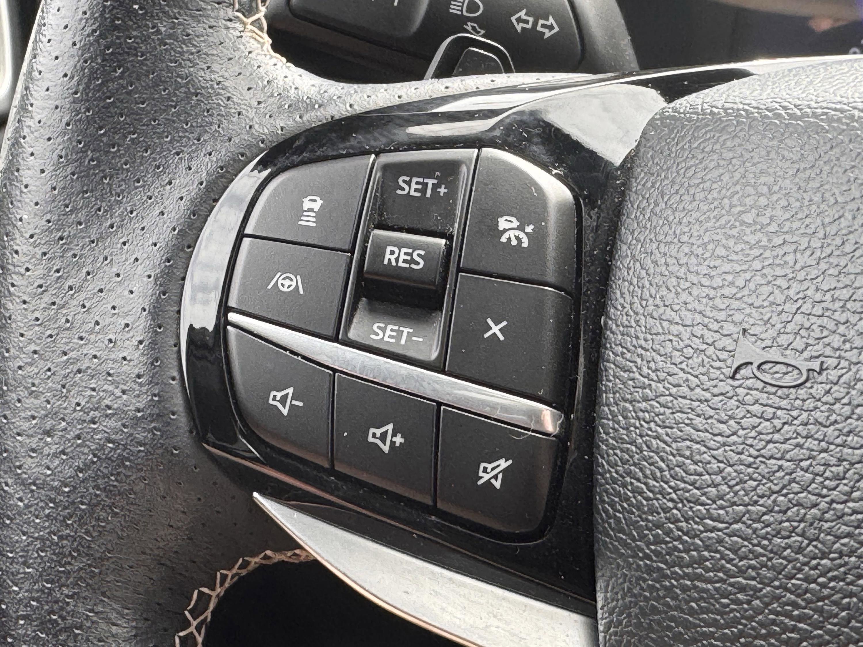 Used 2023 Ford Explorer ST w/ Equipment Group 401A AWD/4WD image 9