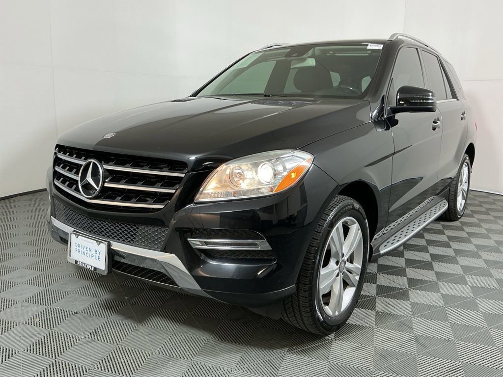 Used 2015 Mercedes-Benz ML 250 BlueTEC 4MATIC image 2