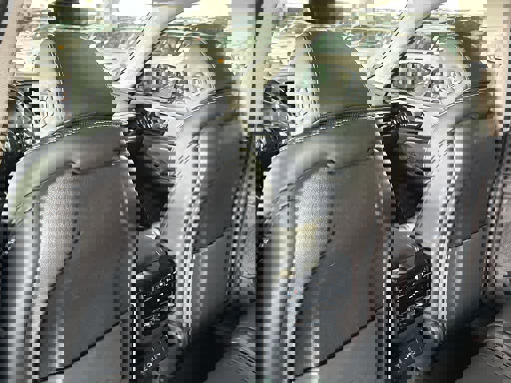 Used 2023 Acura MDX SH-AWD w/ Technology Package image 23