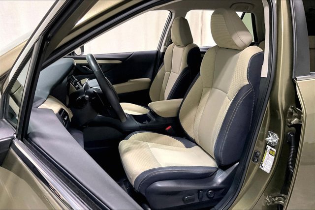 Used 2022 Subaru Outback Premium w/ Popular Package #1 AWD/4WD image 25