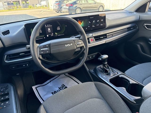 Certified 2025 Kia K4 FWD image 26