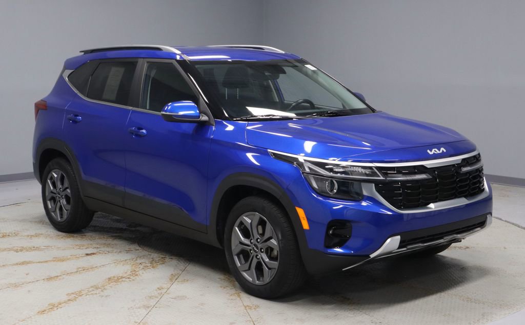 Used 2024 Kia Seltos S image 1