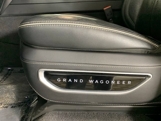 Used 2023 Jeep Grand Wagoneer Series II AWD/4WD image 22