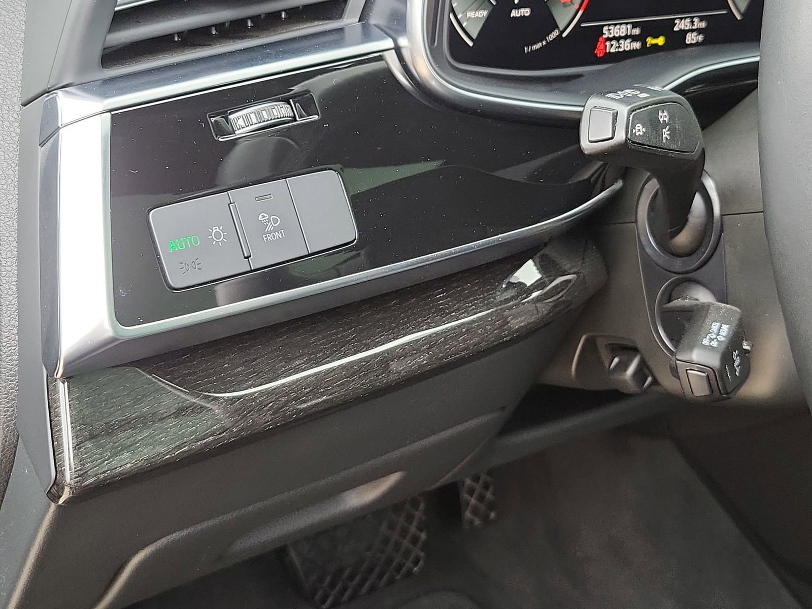 Used 2022 Audi Q7 3.0T Premium Plus w/ Premium Plus Package AWD/4WD image 18