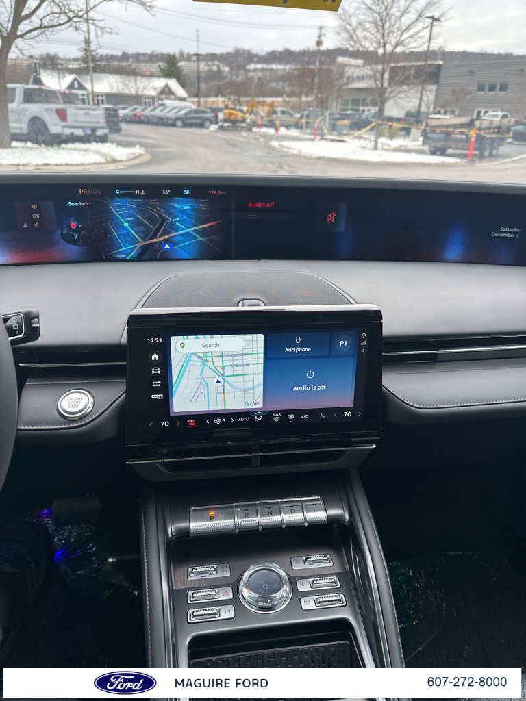 Used 2026 Lincoln Nautilus Premier image 16