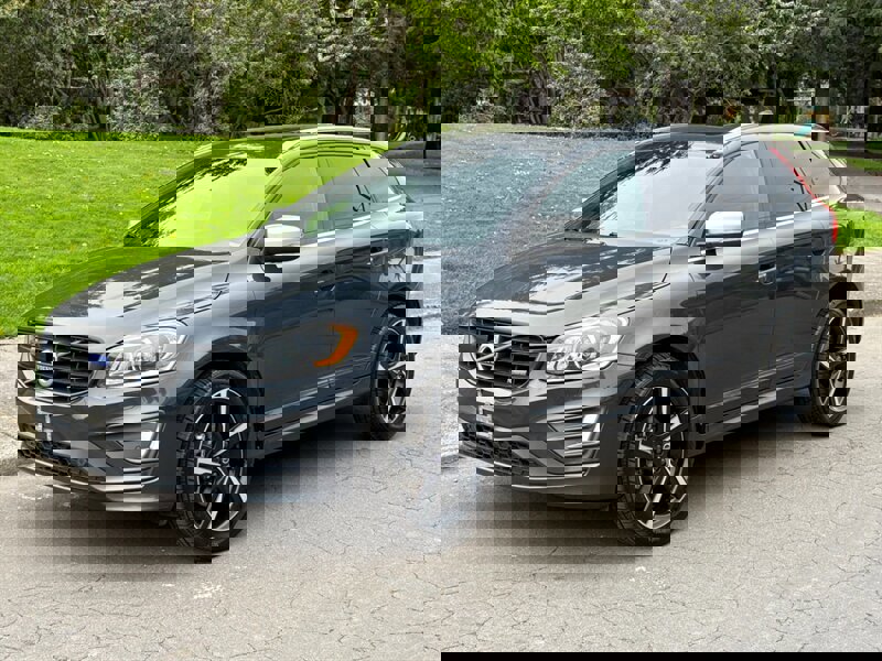 Used 2015 Volvo XC60 T6 R-Design Platinum