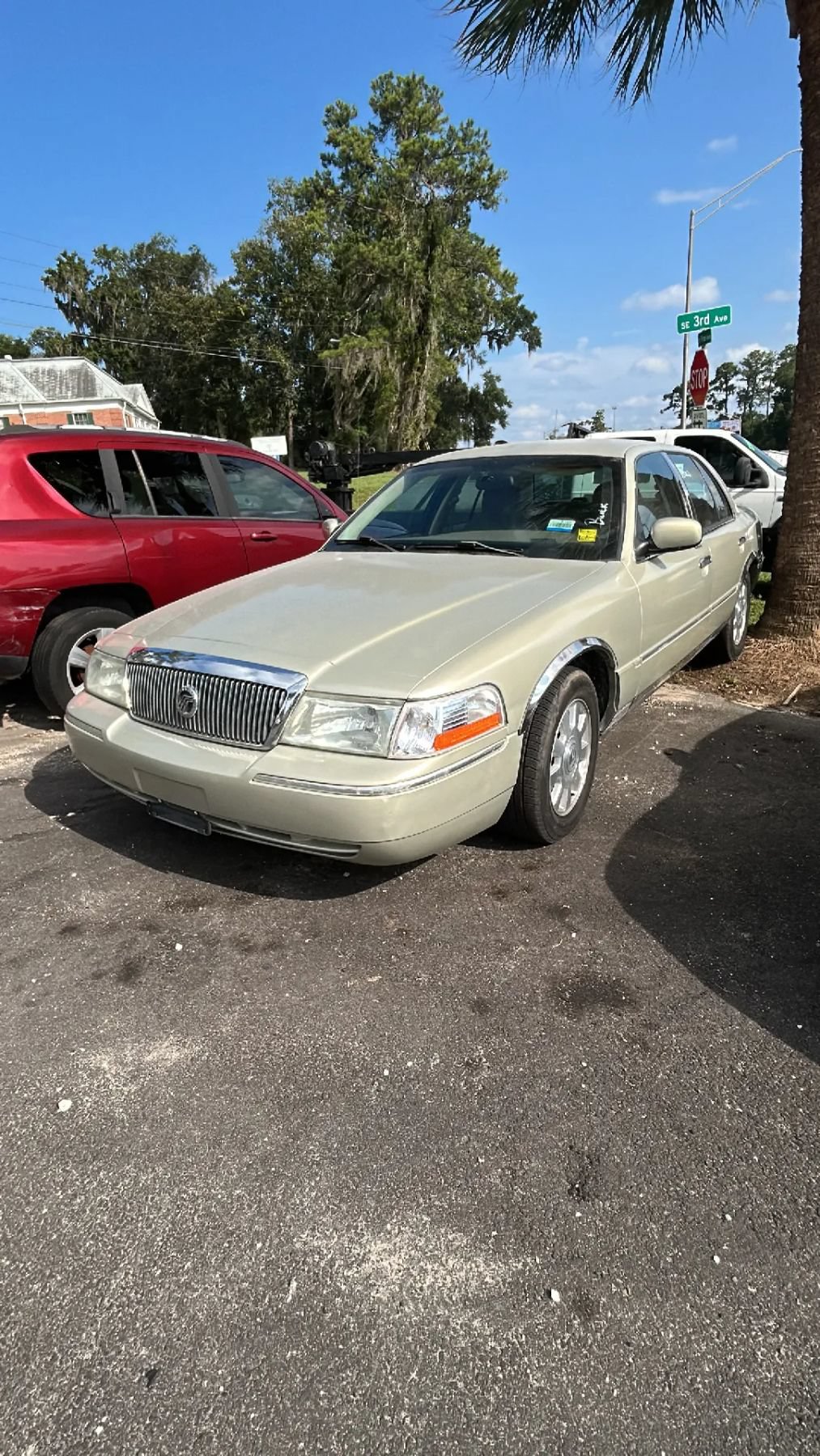 Used 2005 Mercury Grand Marquis LSE RWD image 5