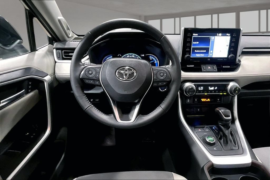 Used 2021 Toyota RAV4 Limited AWD/4WD image 8