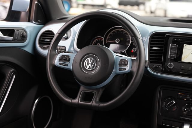 Used 2013 Volkswagen Beetle 2.5 Fender FWD image 32