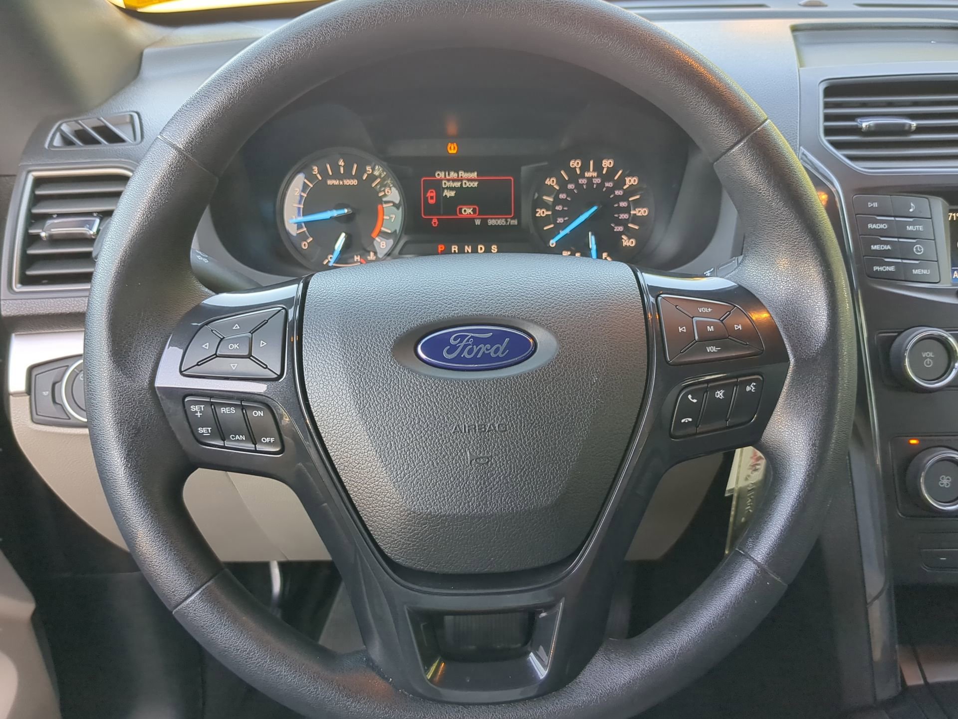 Used 2018 Ford Explorer FWD image 64
