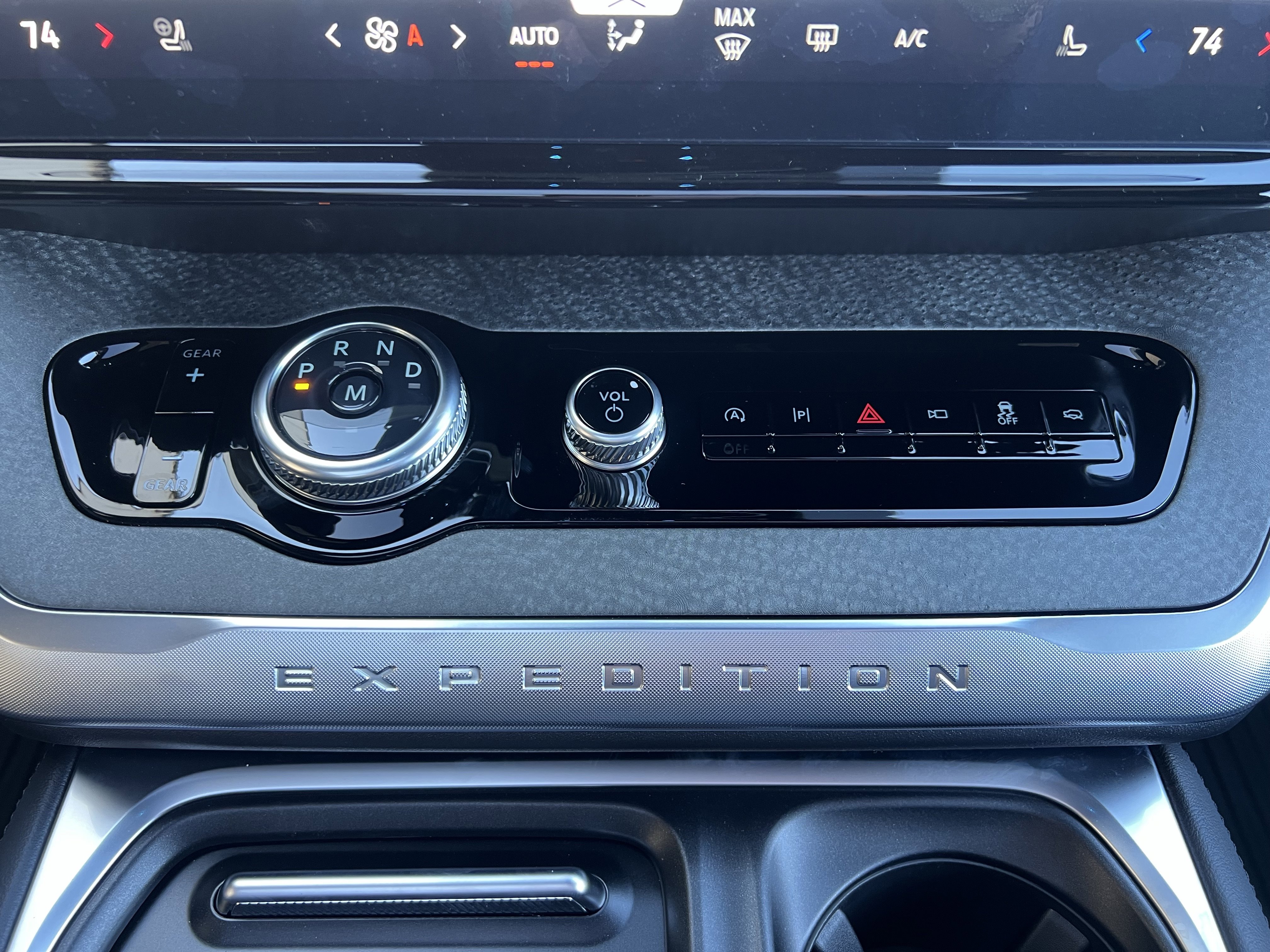 New 2026 Ford Expedition Tremor image 35