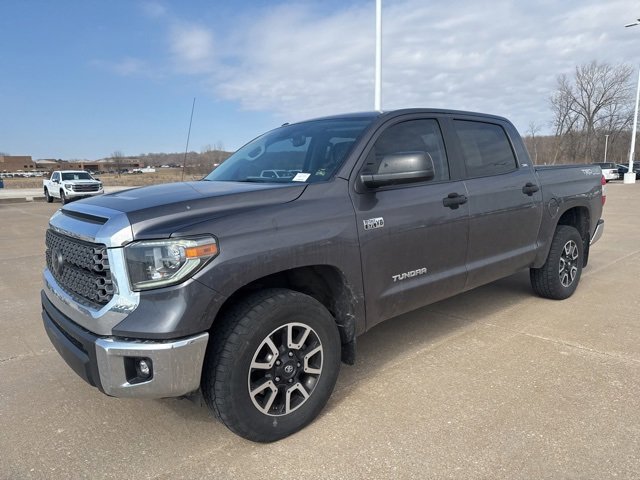 Used 2018 Toyota Tundra SR5 w/ TRD Off Road Package image 8