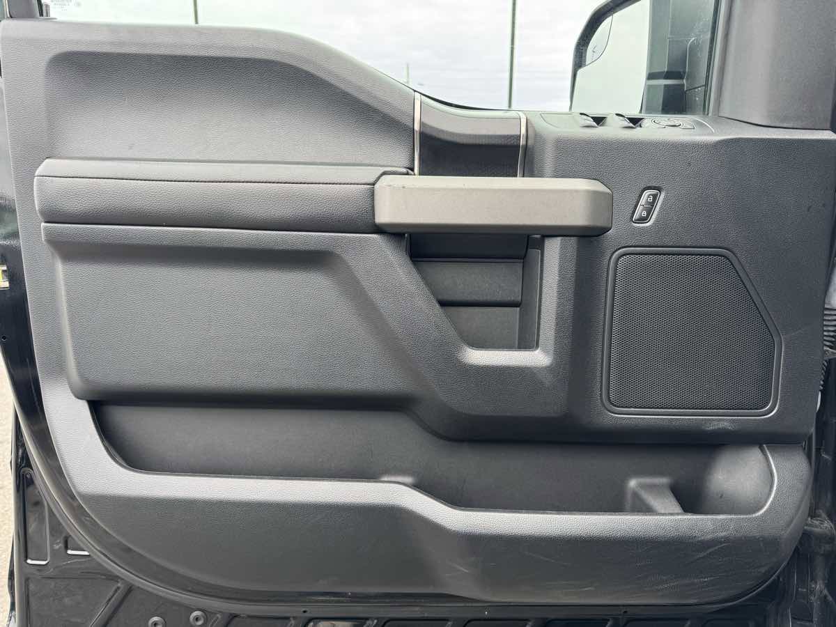 Used 2018 Ford F150 Raptor image 24