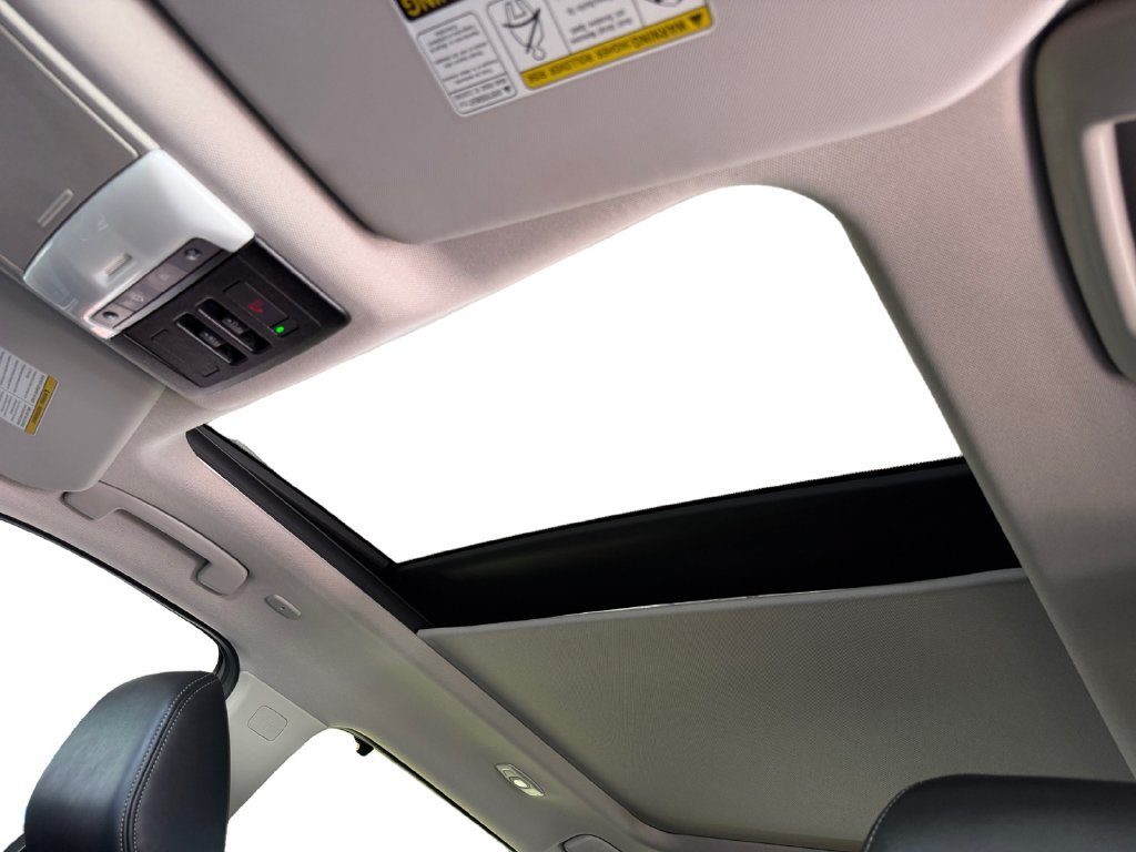 Used 2023 Nissan Rogue Platinum w/ Platinum Premium Package FWD image 12