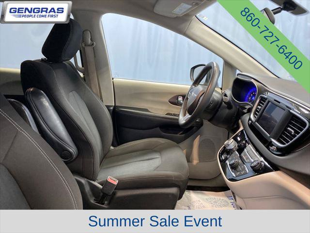 Certified 2022 Chrysler Voyager LX FWD image 40