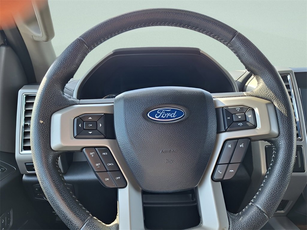 Used 2015 Ford F150 Lariat image 18