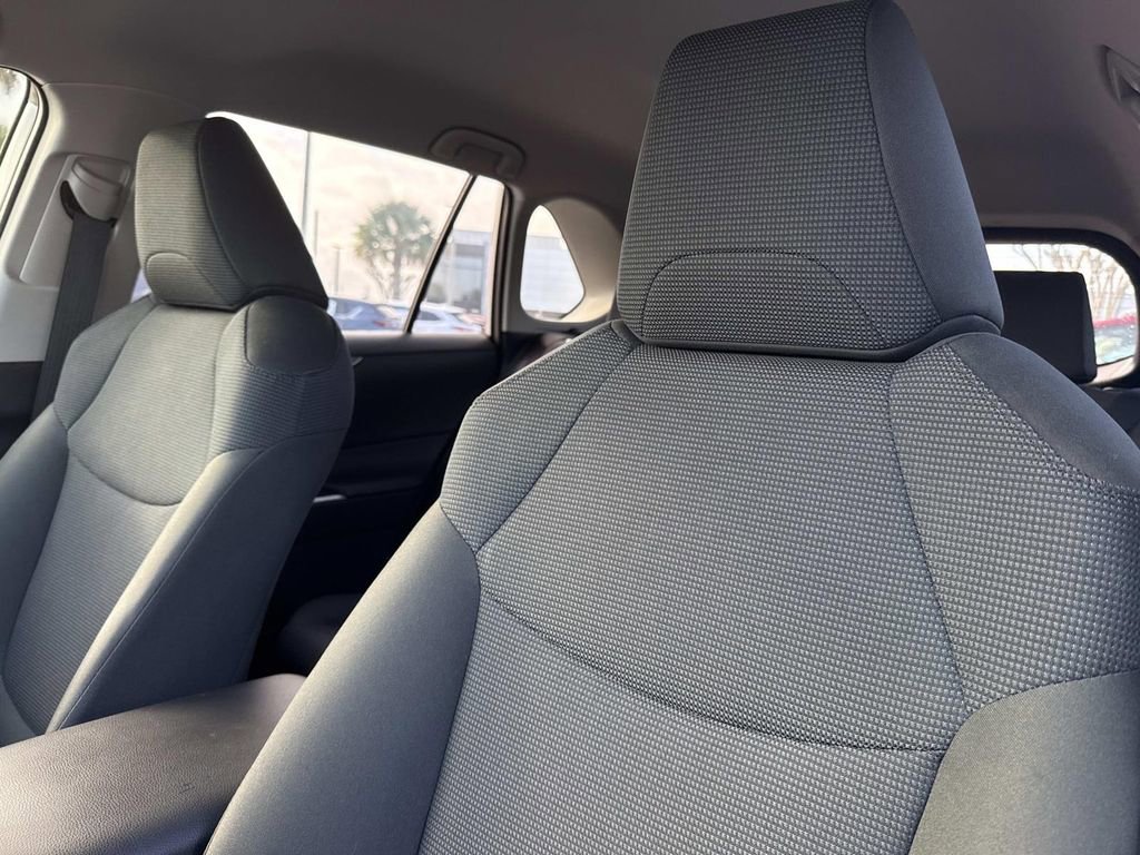 Used 2025 Toyota RAV4 LE image 25