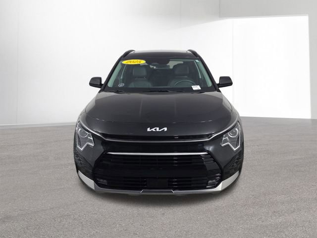 Certified 2025 Kia Niro EX Touring FWD image 18