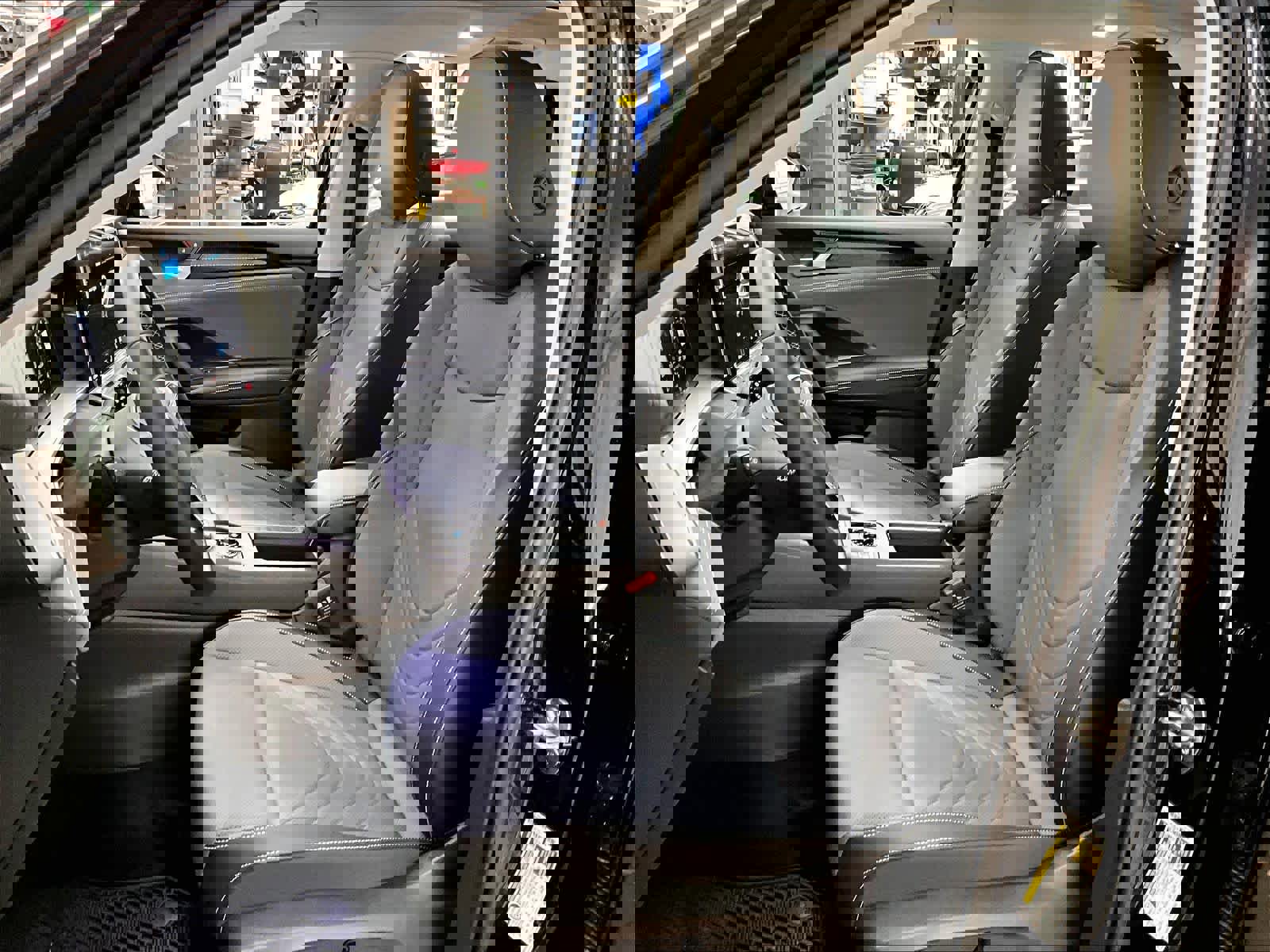 New 2026 Volkswagen Tiguan SE image 11