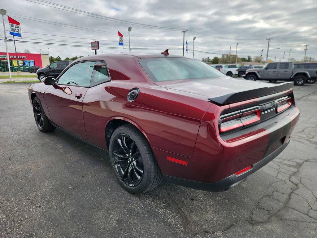 Used 2018 Dodge Challenger R/T Plus RWD image 5
