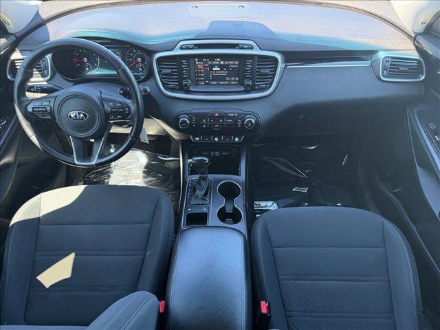 Used 2017 Kia Sorento FWD w/ LX Convenience Package image 19