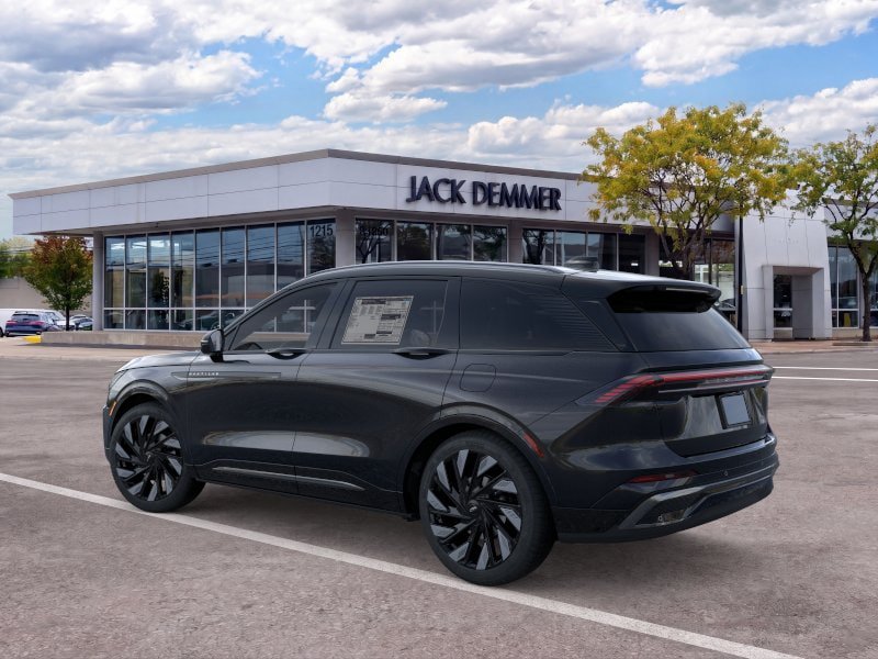 New 2026 Lincoln Nautilus Reserve w/ Jet Appearance Package AWD/4WD image 4