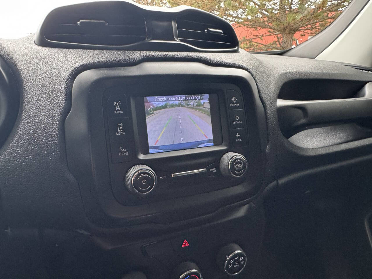 Used 2019 Jeep Renegade Sport FWD image 15