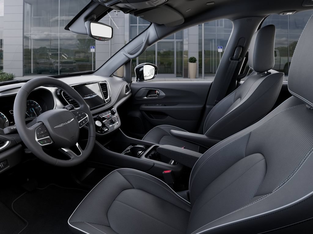 New 2026 Chrysler Pacifica Limited FWD image 23