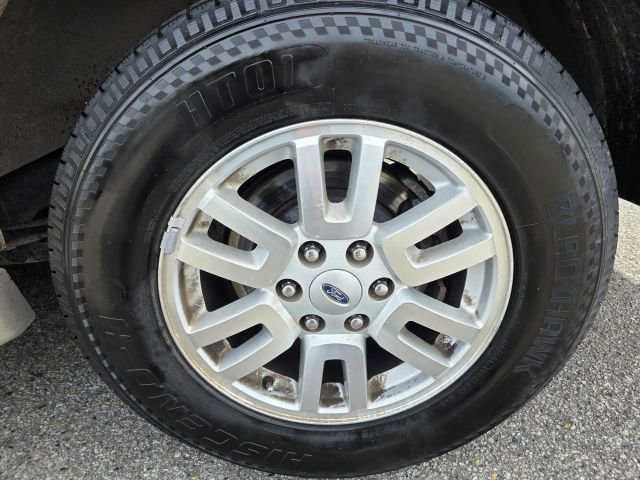 Used 2013 Ford Expedition EL XLT image 10