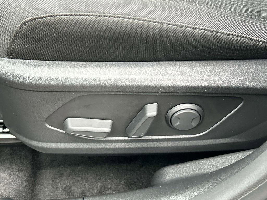 New 2026 Hyundai Tucson SEL image 16