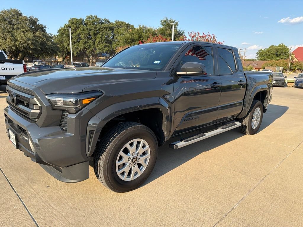 Used 2025 Toyota Tacoma SR5 RWD video 1