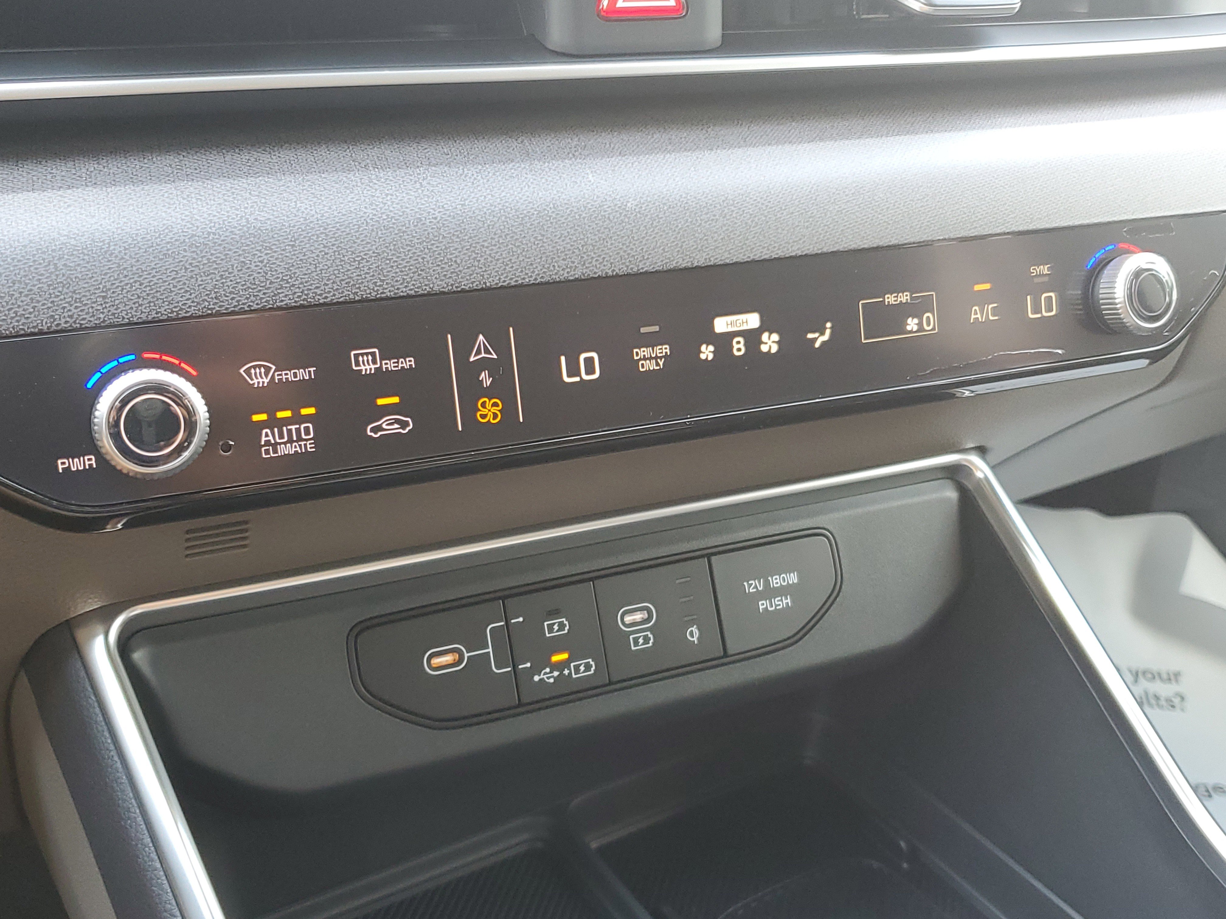 New 2026 Kia Carnival EX image 28