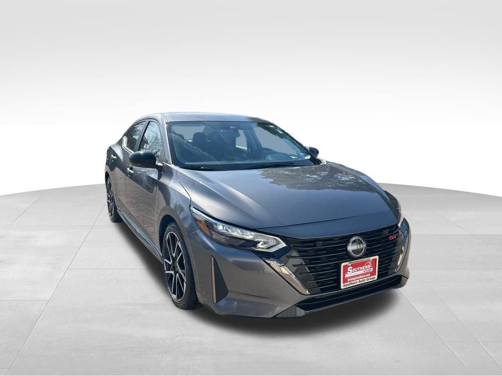 Used 2025 Nissan Sentra SR image 8