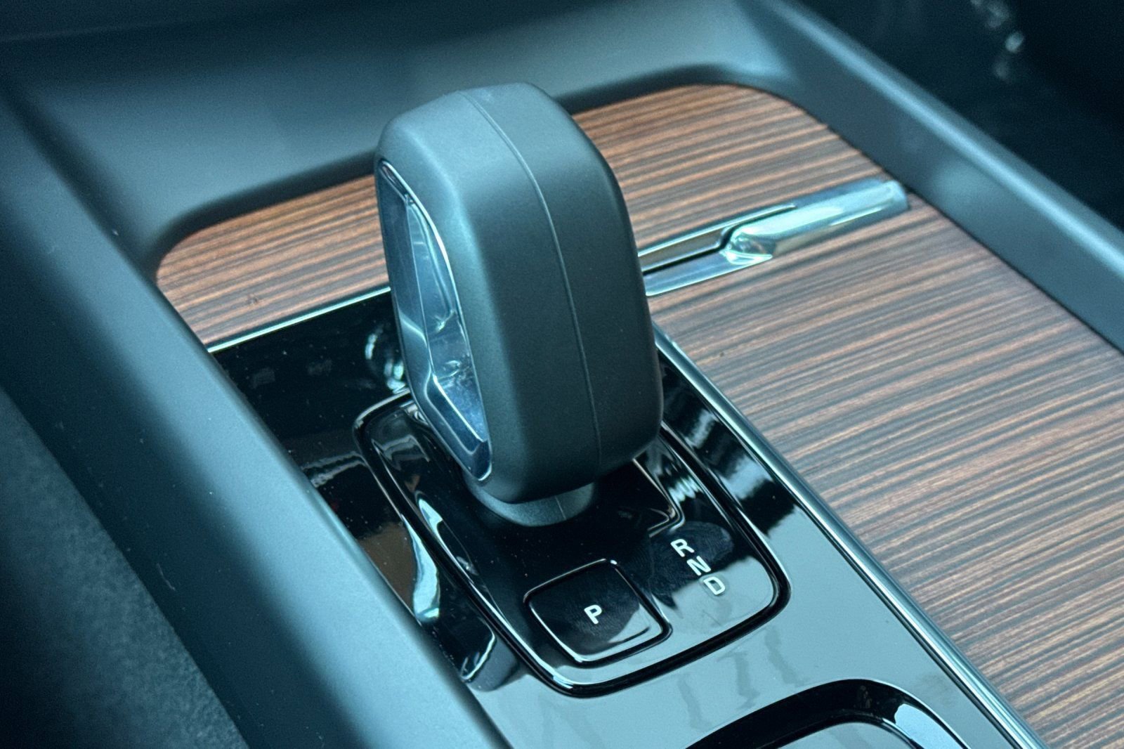 Certified 2026 Volvo V60 B5 Cross Country Plus w/ Climate Package image 25